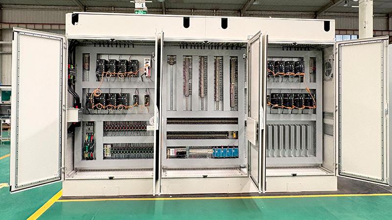 選伺服控制柜必看！華東工控揭曉六大核心注意事項(xiàng)